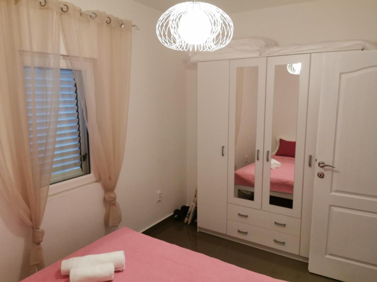Ana Apartmani Sveti Stefan Exterior photo